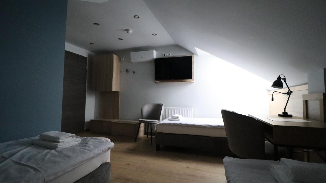 Hotel Jam Panzio Kapuvár Esterno foto