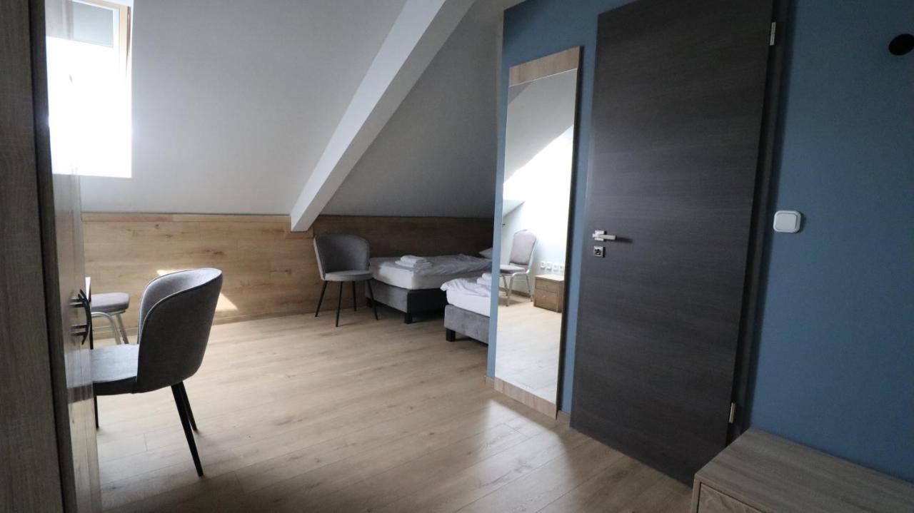 Hotel Jam Panzio Kapuvár Esterno foto